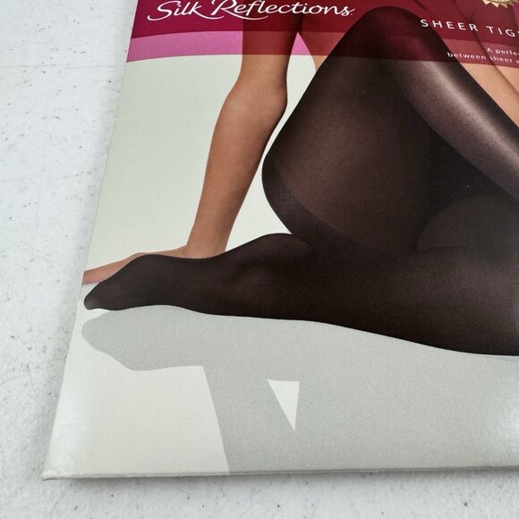 HANES Silk Reflections Control Top Pantyhose Sz AB Color Gentlebrown - Picture 5 of 8